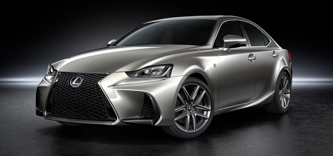 <b>7. Lexus IS</b>: 
<br>Consumer Reports dice que el manejo del sedán deportivo compacto de Lexus es "seguro, pero no lo suficientemente atrayente como para competir con los mejores de su clase". ¡Ouch! Sin embargo el hecho de ser el séptimo auto más confiable en Estados Unidos debe contar para algo, aunque no para mucho a los ojos de Consumer Reports a quien no le gustó ni su sistema telemático ni su apretada cabina. El modelo probado por la publicación tuvo un costo de 48,149 dólares,.