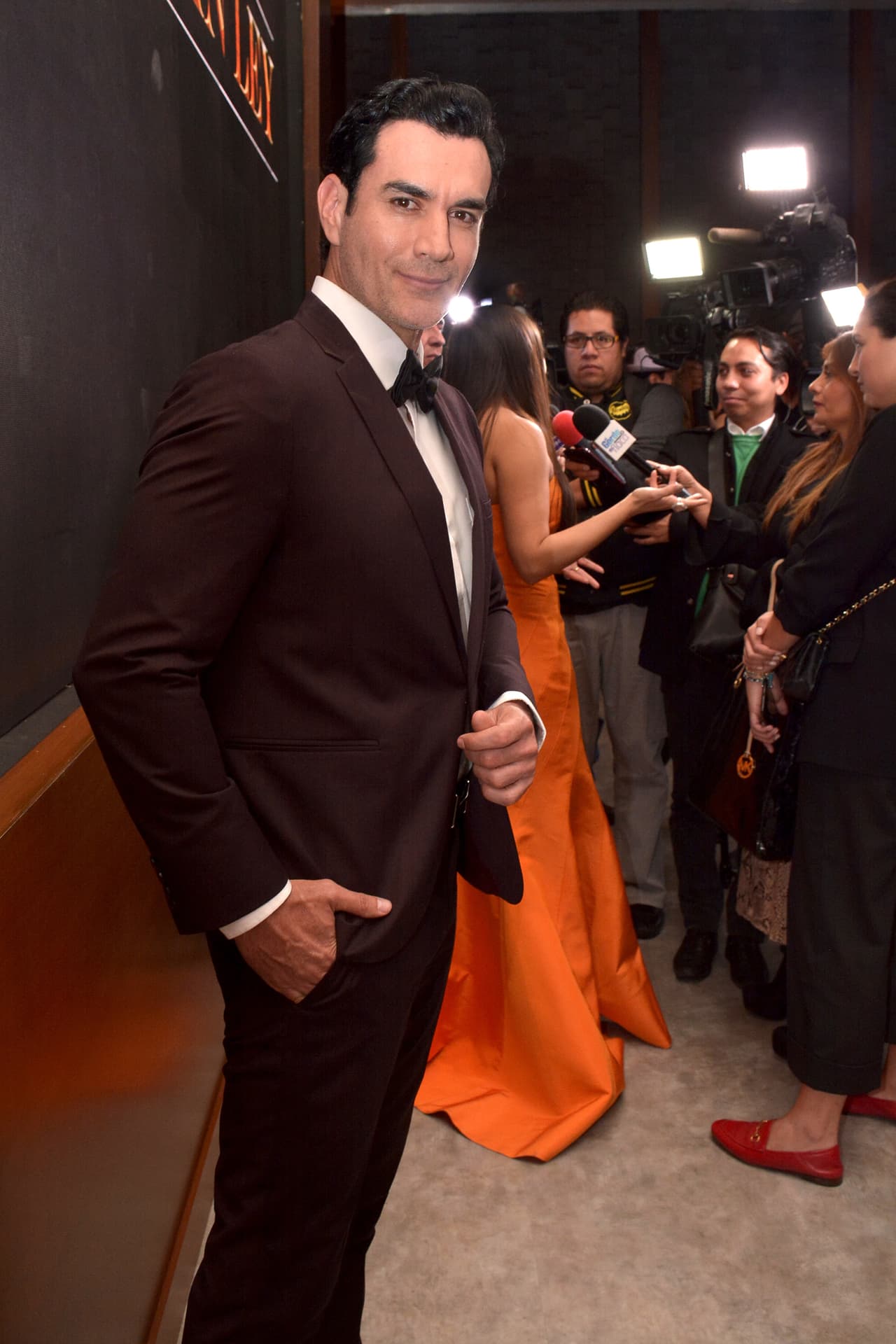 Con motivo de la promoción de la segunda temporada de Por amar sin ley, David Zepeda platicó con 
<b>Univision Novelas.</b> En medio del diálogo, se le preguntó sobre su relación con Lina y cuándo le dará el anillo de compromiso a la también actriz.