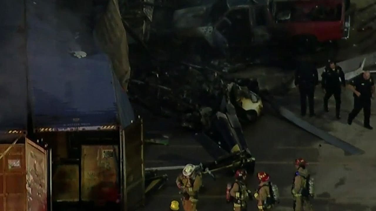 Mientras cubría noticia vial, cae helicóptero en Los Ángeles, ¿quiénes eran las víctimas?