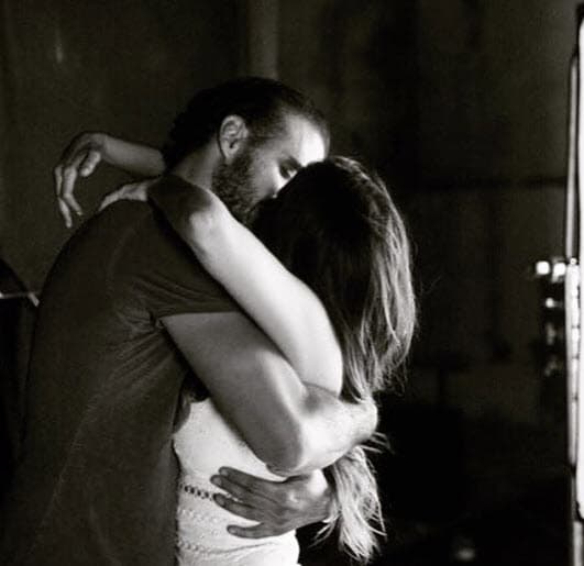 "Tener este apoyo, este amor, sentirme acompañada me ha dado mucha fuerza para tener el valor de sacar mis canciones, de producir este disco. Lejos de alejarme de mi carrera, al contrario, él siempre me apoya y me impulsa", dijo en diciembre de 2018 para People en Español.
<br>