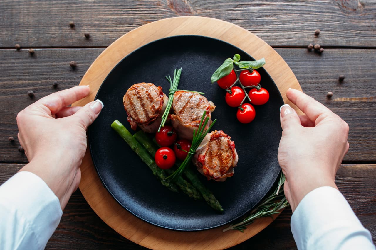 No te preocupes, el que te falte alguno de estos nutrientes no quiere decir que ese tipo de dieta no es equilibrada, sólo tienes que aprender a consumir alimentos que te ayuden a tener un nivel normal.