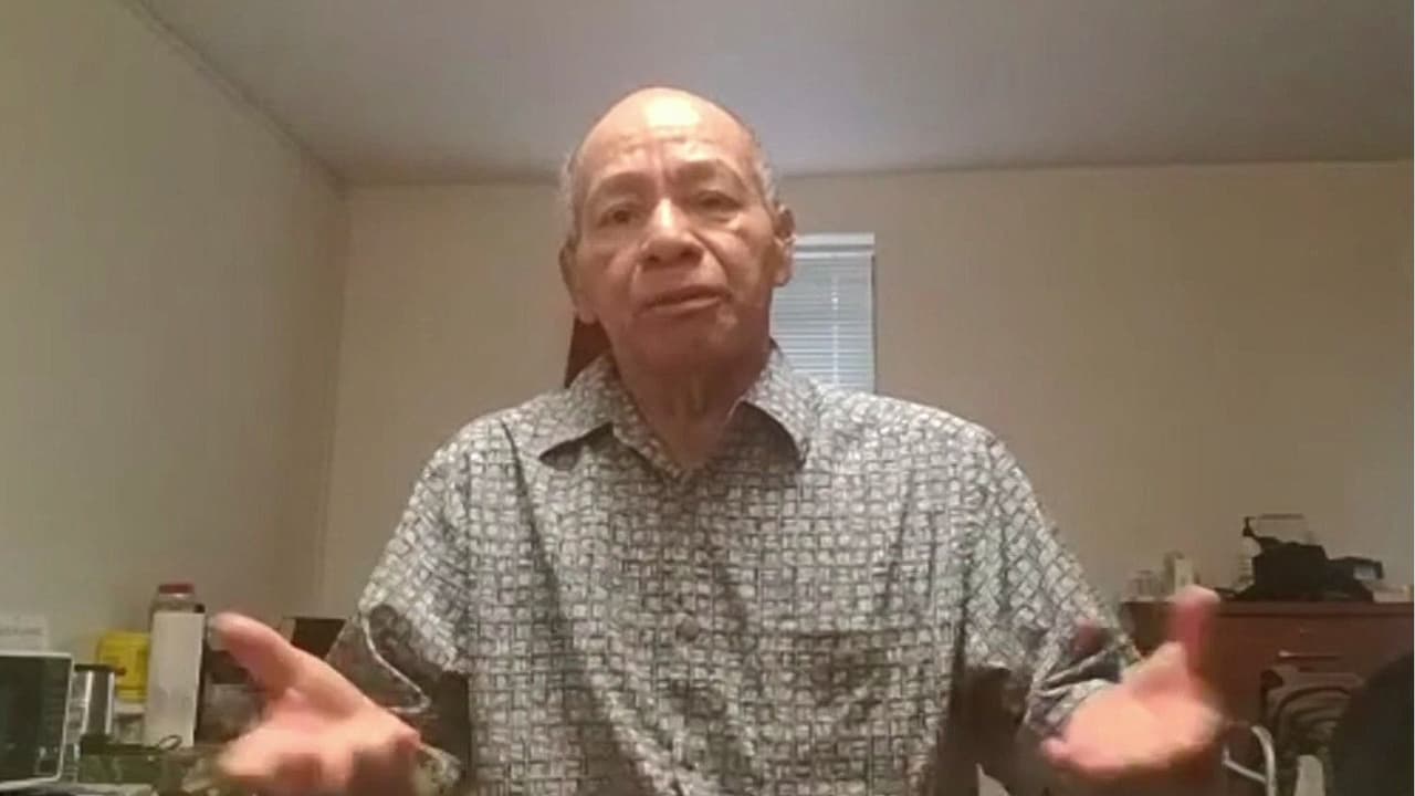 Salvadoreños denuncian recibir cartas para la suspensión de sus pagos de jubilación en medio de incertidumbre por el TPS