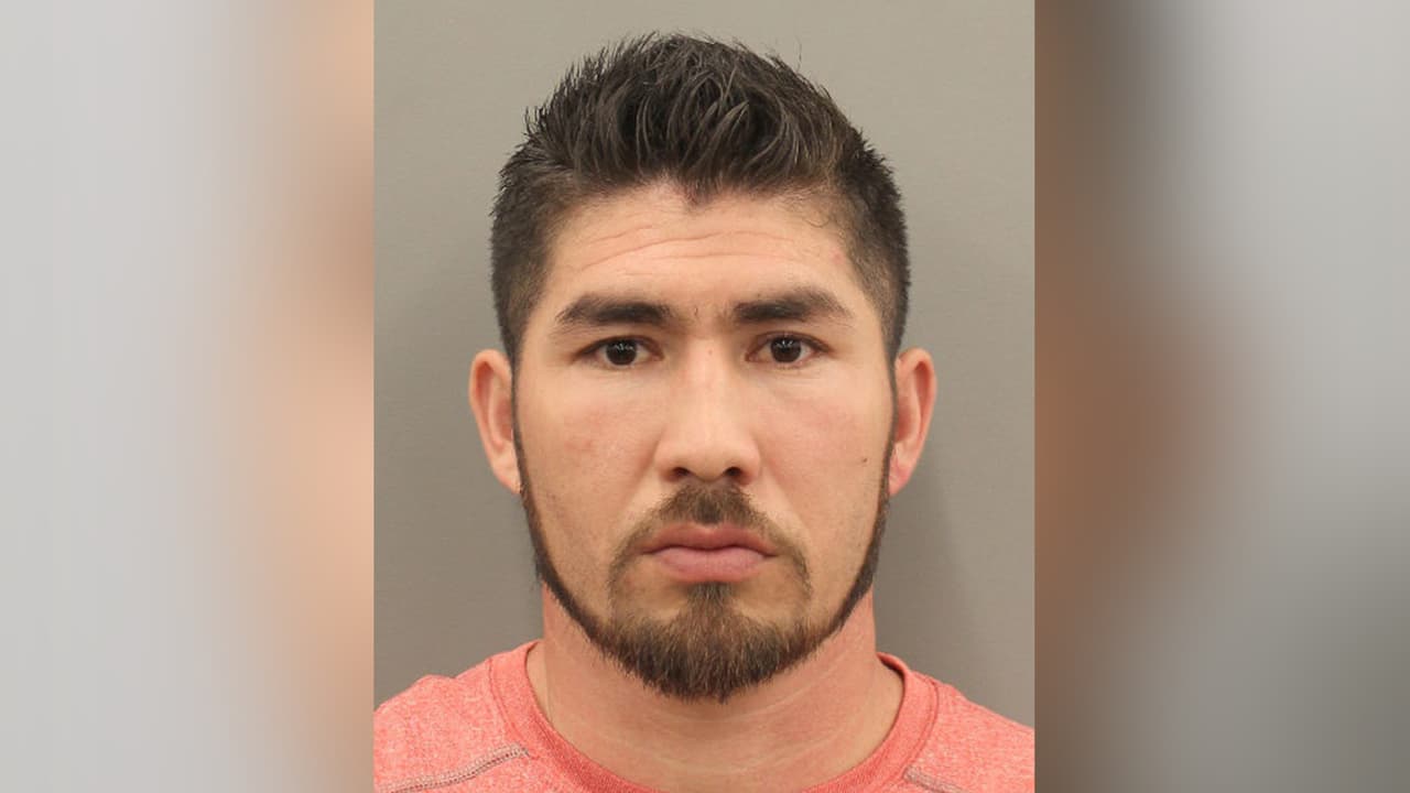 Edwin Ramón Barahona Portillo enfrenta cargos por solicitar servicios de prostitución.