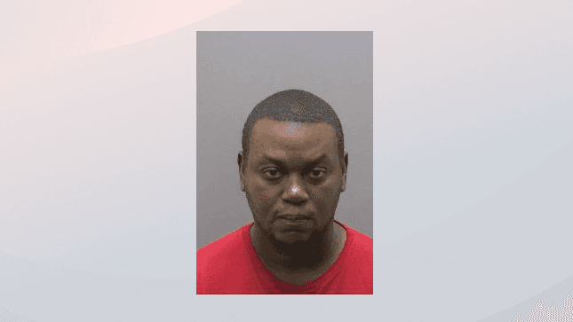 Gary Wayne Hatfield (Hombre/Africoamericano) - Delito por Solicitud de Prostitución en una segunda ofensa. Fianza garantizada: $10,000.00