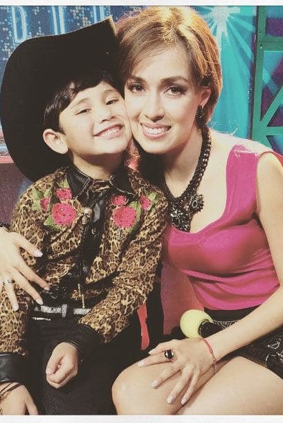 Todas las conductoras morían por posar con él para una tierna foto.