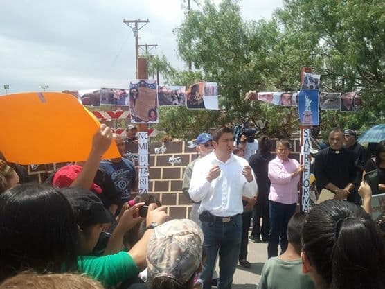 El activista de inmigración que buscará el voto hispano para Bernie Sanders