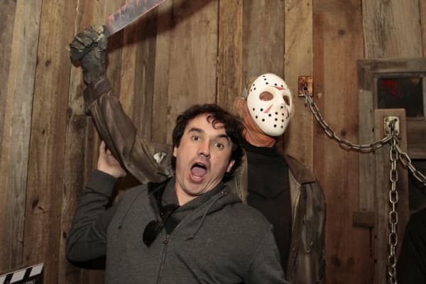 Su capacidad histriónica también lo llevó a formar parte de diversas producciones cinematográficas.