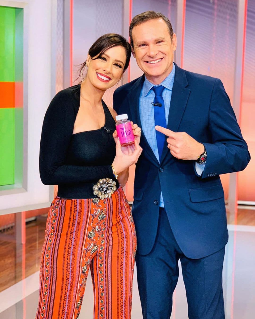 Los mejores artículos, a los mejores precios, los trae solo ella: la chica de la mejor sonrisa, la boricua Aleyda Ortiz.