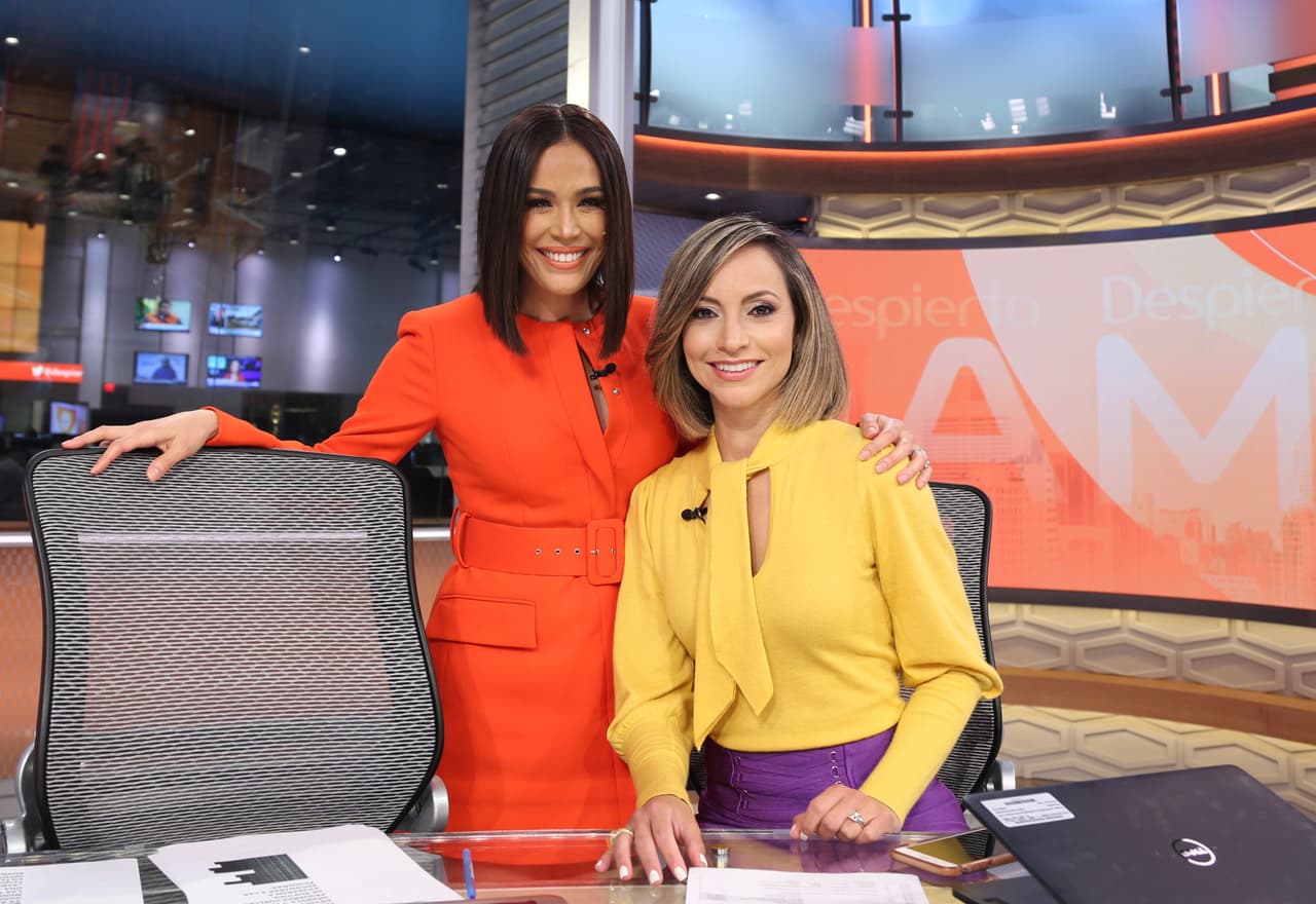 “Satcha, tu fuerza y entereza para afrontar la noticia sin perder tu sensibilidad de mujer. ¡Eres admirable!”, le expresó a la presentadora de noticias de Despierta América, desde 2011.