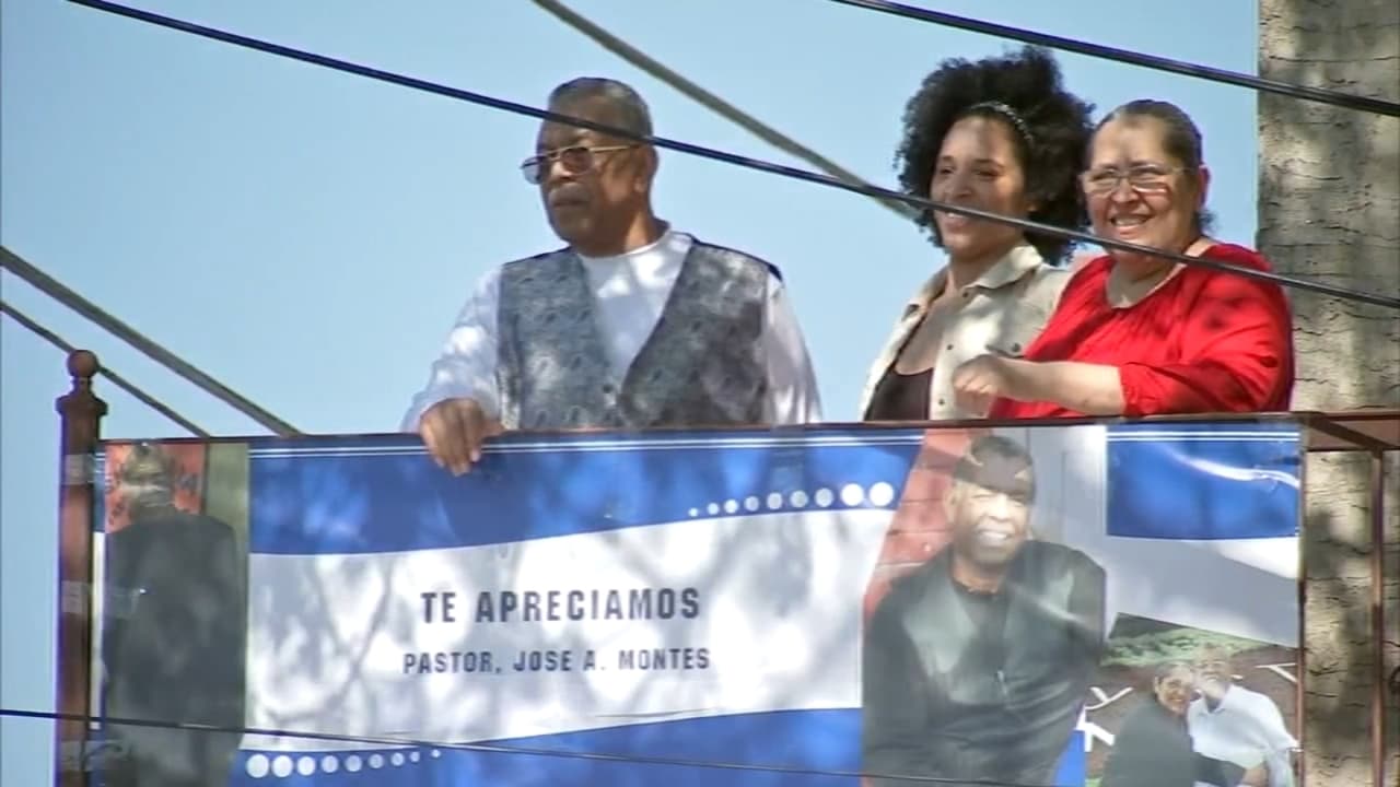 Hispanos en el norte de Filadelfia celebran que su pastor venciera al coronavirus 