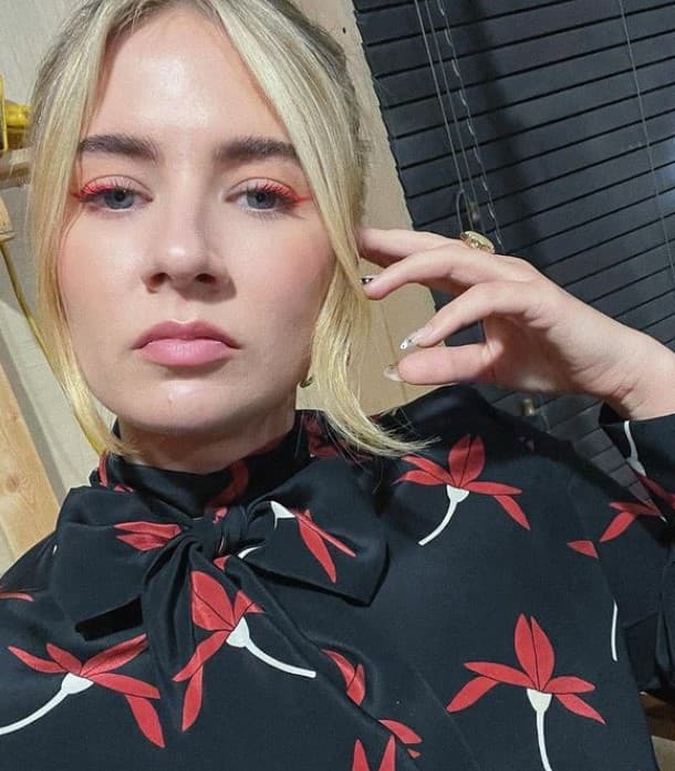 Después de participar en ‘Nanny McPhee’, la actriz hizo otras películas como ‘Supernova’, ‘Corazón de tinta’ y series como ‘Broadchurch’ y ‘The Conners’. Actualmente participa en la serie de Netflix ‘ Dynasty’.