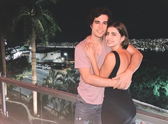 Hasta hace poco tiempo, Carrera 
<b><a href="https://www.univision.com/shows/el-gordo-y-la-flaca/danilo-carrera-revela-que-michelle-renaud-lo-busco-porque-pasaba-por-un-mal-momento-y-la-quimica-surgio-video" target="_blank">desconocía si volvería </a></b>a actuar. Ahora está de vuelta y abierto a nuevas posibilidades.