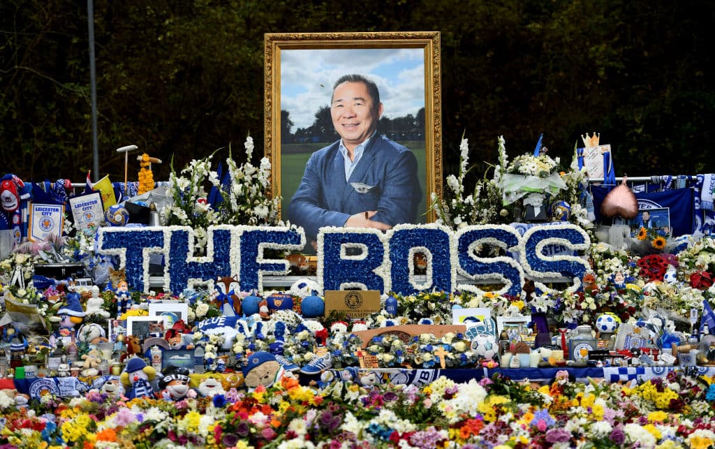 Ahora, Leicester City buscará reconstruirse desde adentro al cerrar los homenajes y el duelo por la muerte de su presidente Vichai Srivaddhanaprabha.