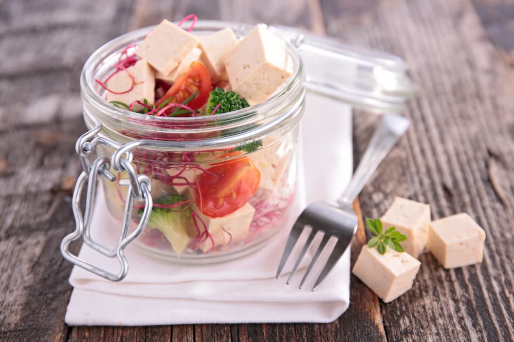 ¿Sufres del aparato digestivo? El tofu puede mejorar mucho tus problemas, sobre todo para las personas que padecen de gastritis.