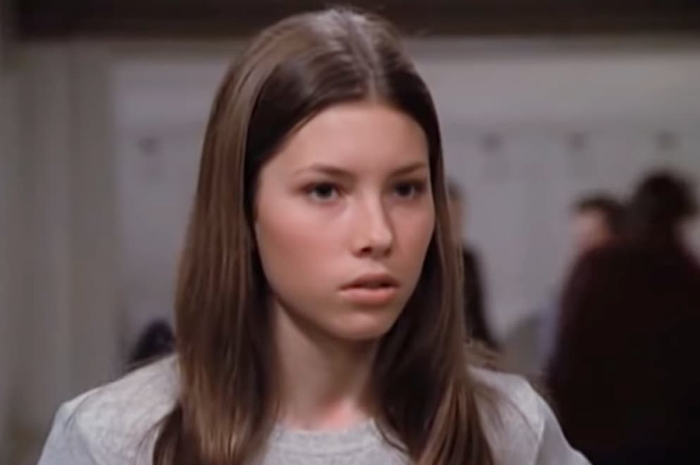 <b>Jessica Biel </b>
<br>Actriz que entró a la serie a los 14 años para interpretar a Mary Camden, personaje cuya relevancia disminuyó considerablemente a partir de la quinta temporada.
<br>