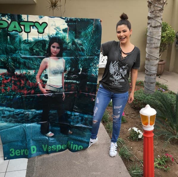 Un bella imagen de cuando Ana Patricia vivía en México y concursó para reina de la secundaria.