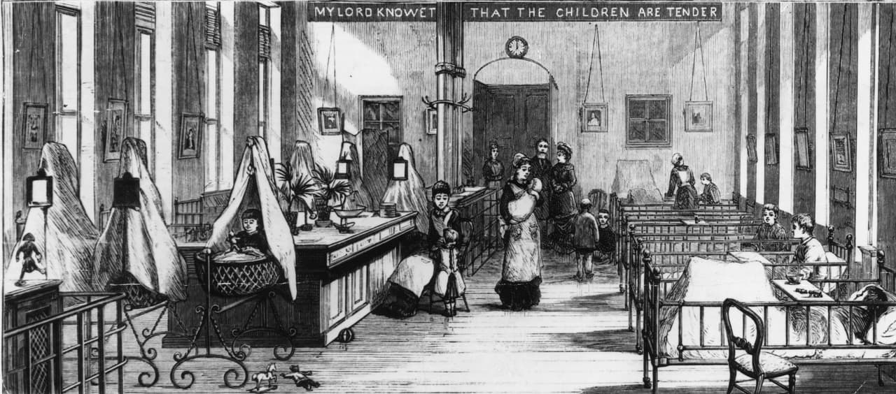 Aunque las intenciones de los religiosos eran puras al inicio, lo que siguió en las décadas inmediatas fue espantoso. De un santuario para los "locos", pronto el lugar se usaba para que gente noble (o quien pudiera pagarles) encerrara ahí a personas con algún "síntoma" de locura, como ansiedad, depresión u otras enfermedades mentales.