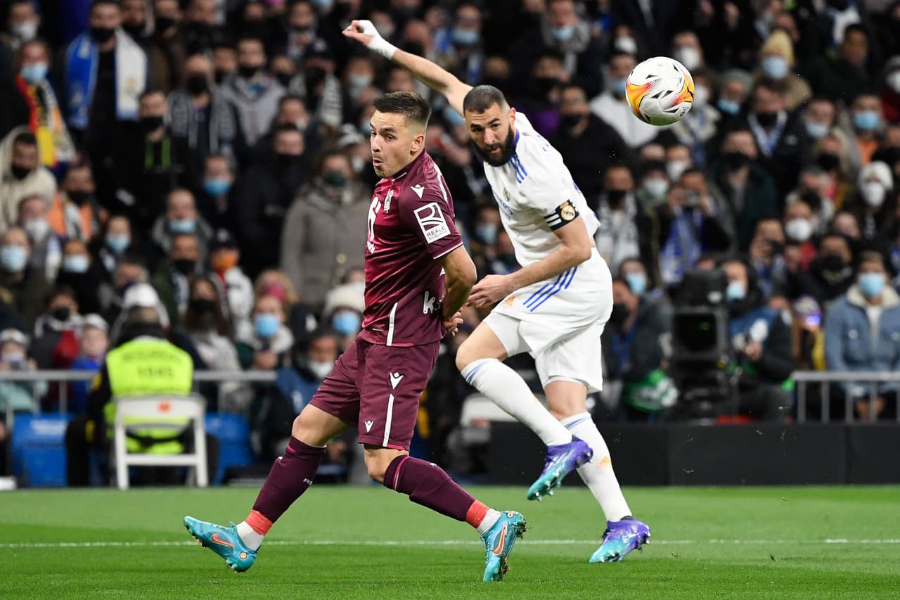 Sería hasta el 76', que Karim Benzema cobraba la pena máxima para el 3-1 y minar las esperanzas de la Real Sociedad que buscó regresar al partido.