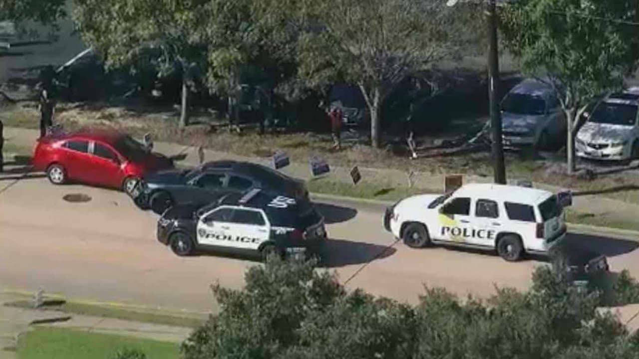 Accidente deja a un estudiante herido al suroeste de Houston