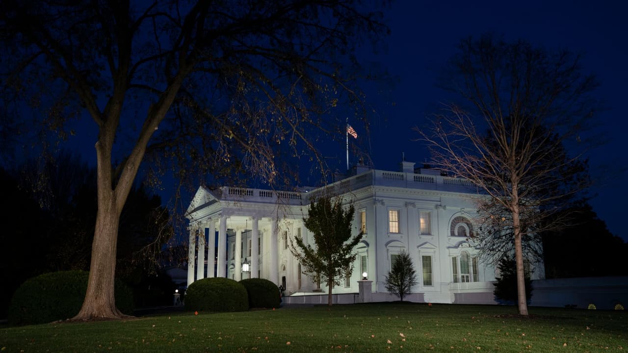 Verificación de hechos: Mapa que muestra una victoria aplastante de Trump se basa en un información falsa sobre servidores incautados en Alemania