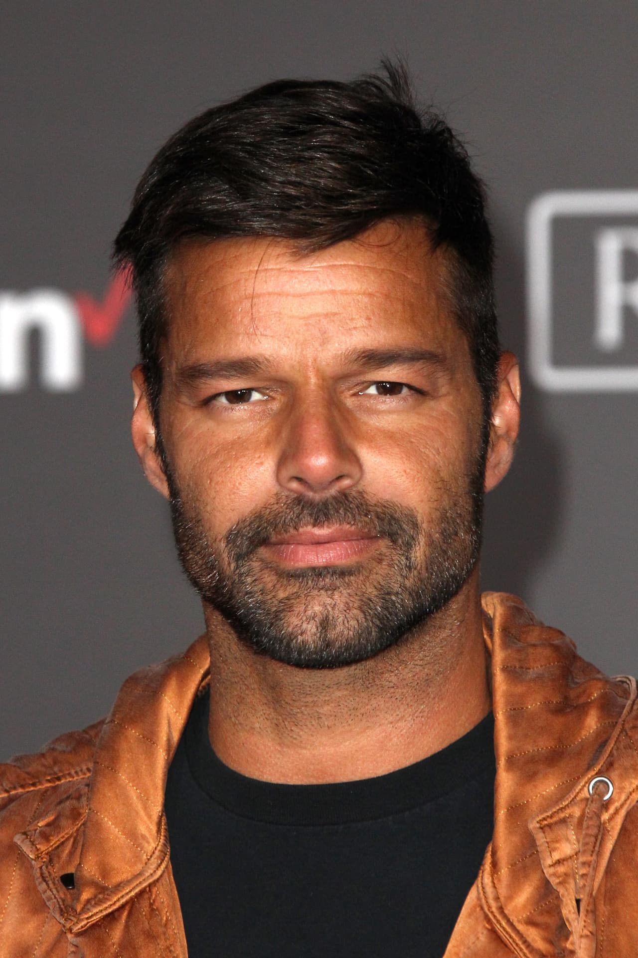 Ricky, que concursa para Artista Masculino del Año y Mejor Colaboración en Premio Lo Nuestro, compartió una tierna nota de uno de sus nenes en su cuenta de Instagram.