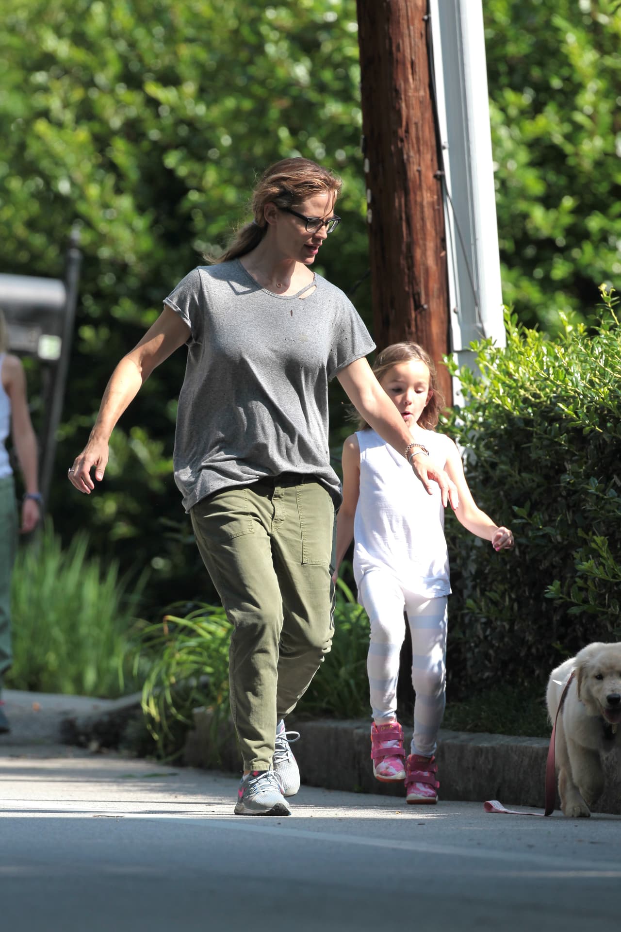 Así pasearon Ben y Jennifer Garner en familia hace unos cuantos días.