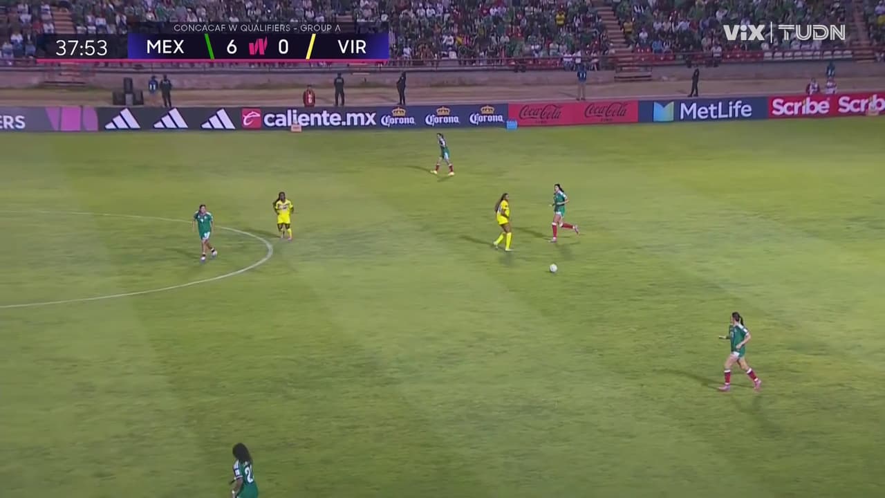 Scarlett Camberos se hace presente en el marcador