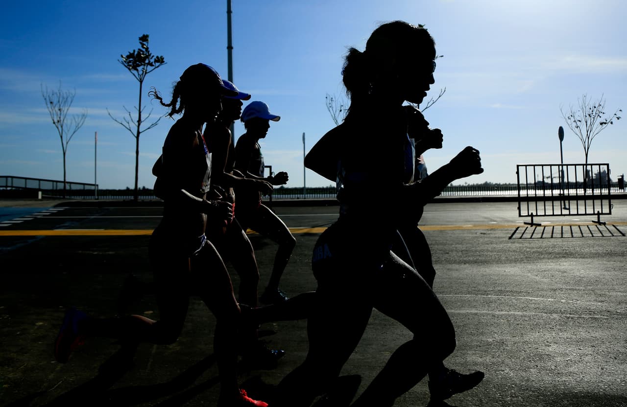 El sol y la humedad fueron dos de los rivales más feroces a los que se tuvieron que enfrentar las competidoras.