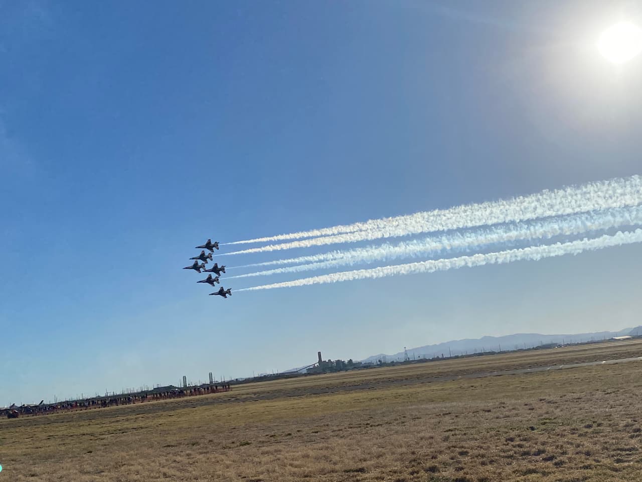 U.S. Air Force A-10 Thunderbolt durante el show del aire en la Base Aérea de EEUU Davis-Monthan en Tucson que se lleva a cabo este fin de semana luego de haber sido pospuesto por la pandemia de covid-19.
