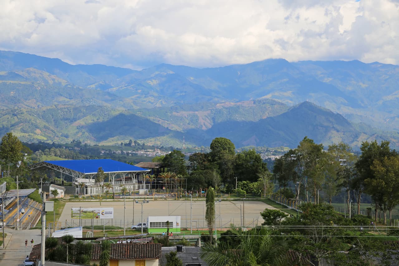 Vista panorámica desde el polideportivo municipal de Filandia.