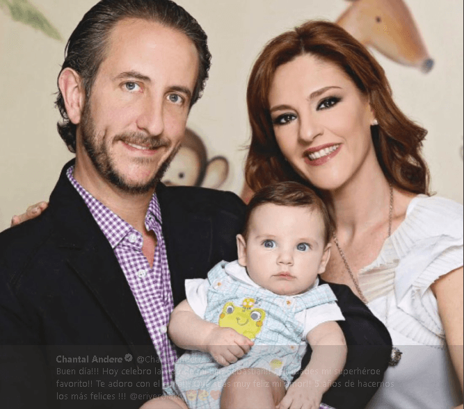 Desde 2008 está casada con el anticuario Enrique Rivero Lake, con quien procreó a sus hijos Natalia y Sebastíán.