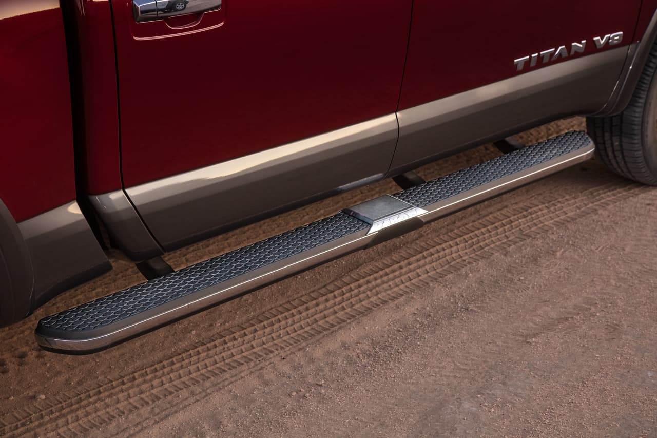 Nissan acudió a la Feria Estatal de Texas para presentar la iteración 2020 de su pickup de tamaño completo. En esta edición, la TITAN recibe una importante actualización que incluye mejoras en su motor, estética, tecnología y seguridad. En imagen: Nissan TITAN Platinum Reserve 2020.