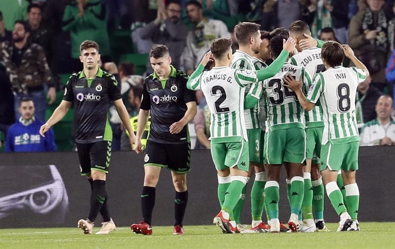 En fotos: Sin Guardado, Betis clasificó con goleada a Octavos de Final de la Copa del Rey