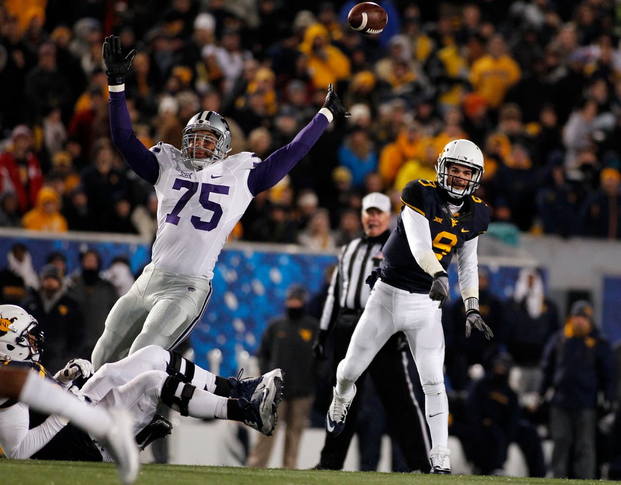 # 40 
<b>JORDAN WILLIS</b> – DE | 
<i>Kansas State</i>