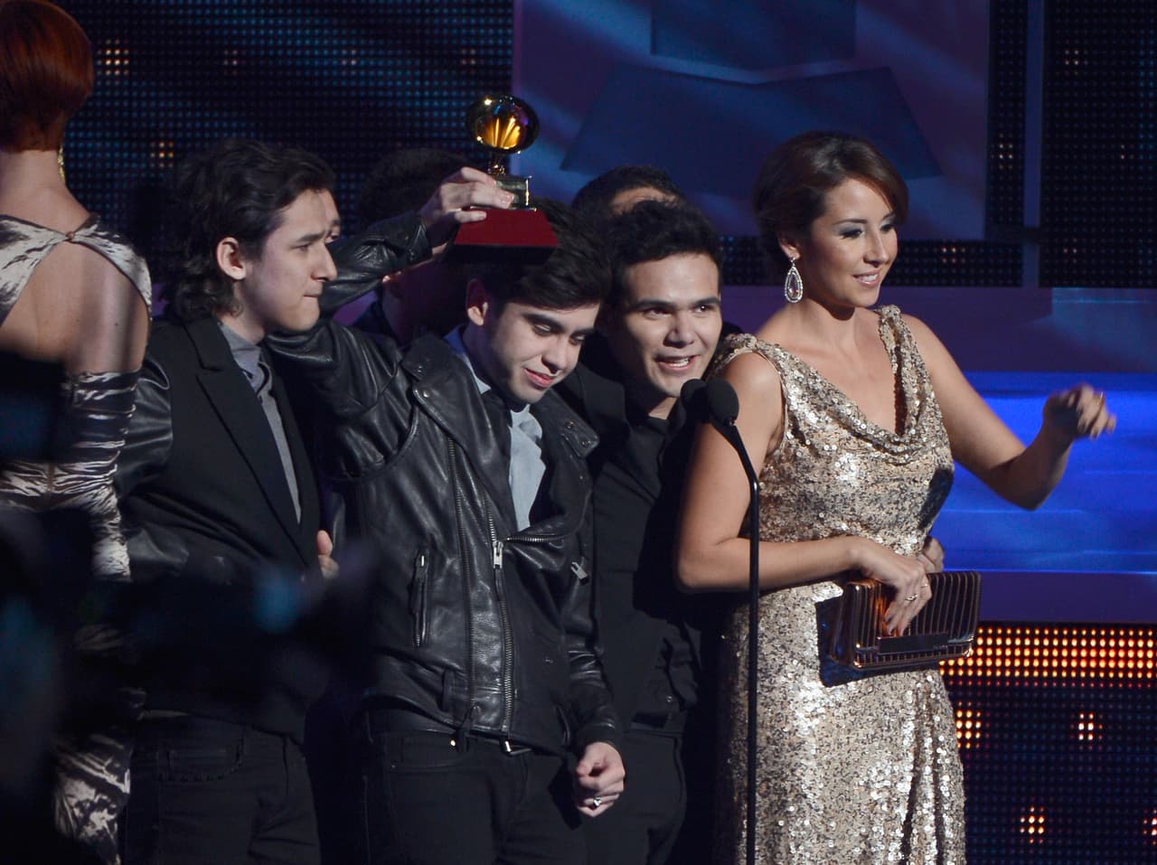 Ellos alcanzaron la fama gracias a su sencillo 'Inténtalo', en el que colaboran El Bebeto y América Sierra; fue un ritmo muy contagioso, el tribal.