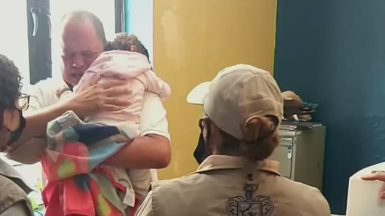 Localizan con vida a Julia, una de las menores que desapareció junto con su familia en el occidente de México