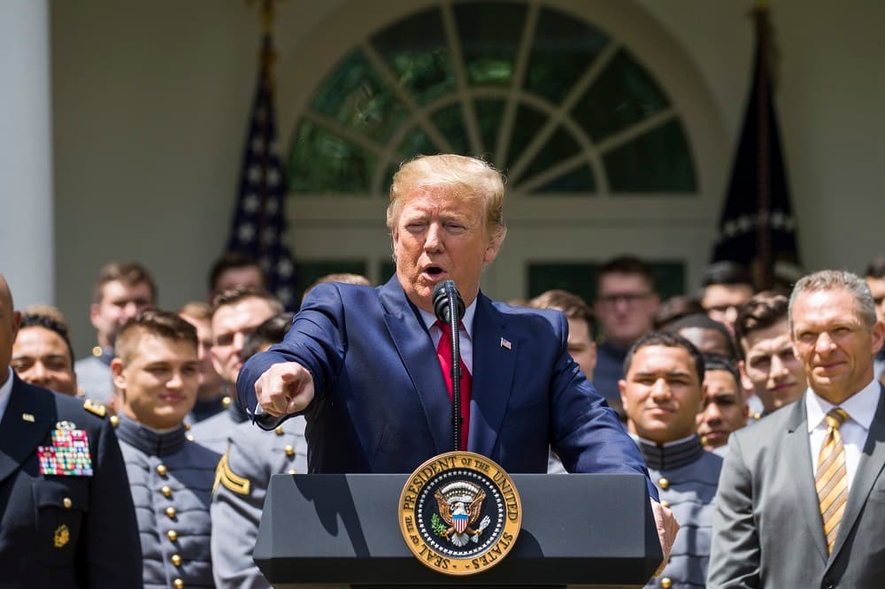 Trump invoca sus poderes como presidente para no divulgar el informe del 'Rusiagate' completo