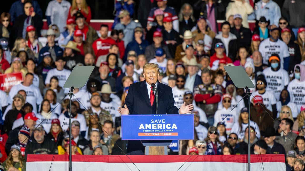 Aunque no es oficial, ha estado mencionando en sus últimos discursos la posibilidad de postularse como candidato a la presidencia para el 2024.