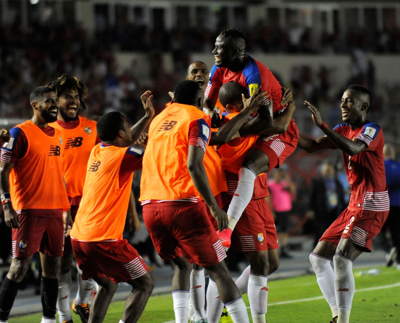 Panamá goleó a T&T y se acerca a Rusia 2018