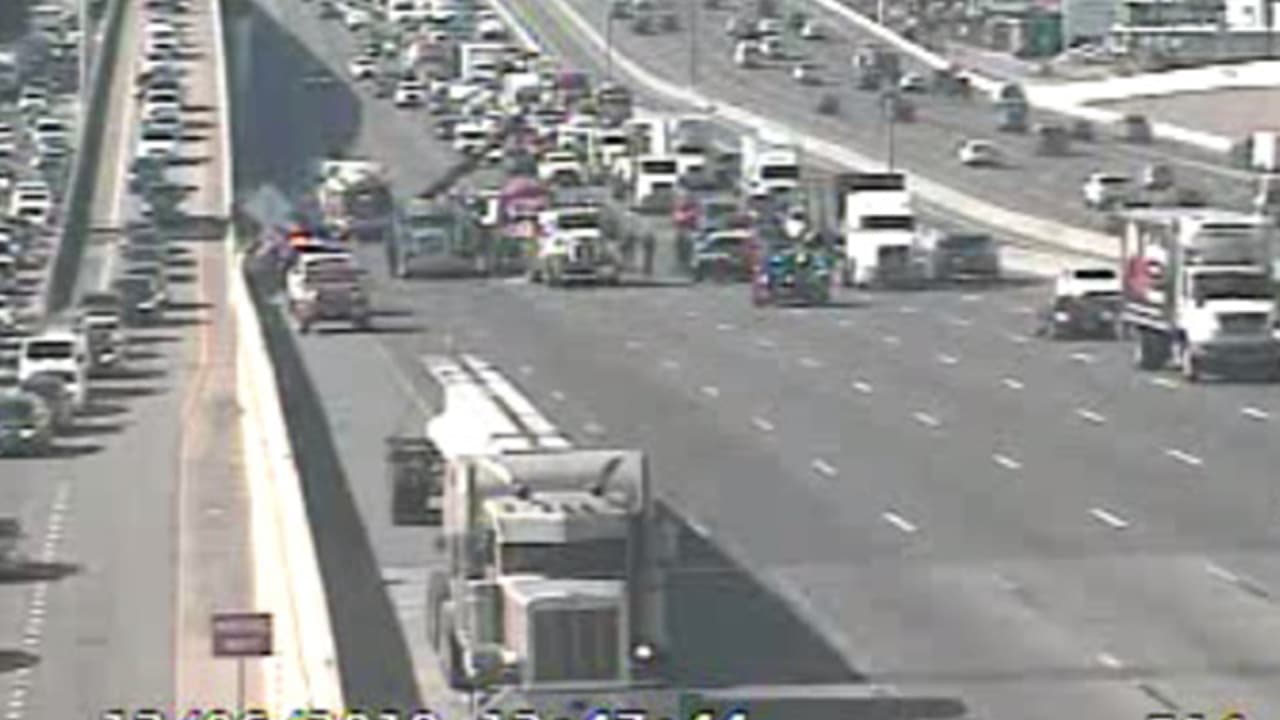 Continúan el cierre de varios carriles de la carretera 59 Southwest Fwy en Houston 