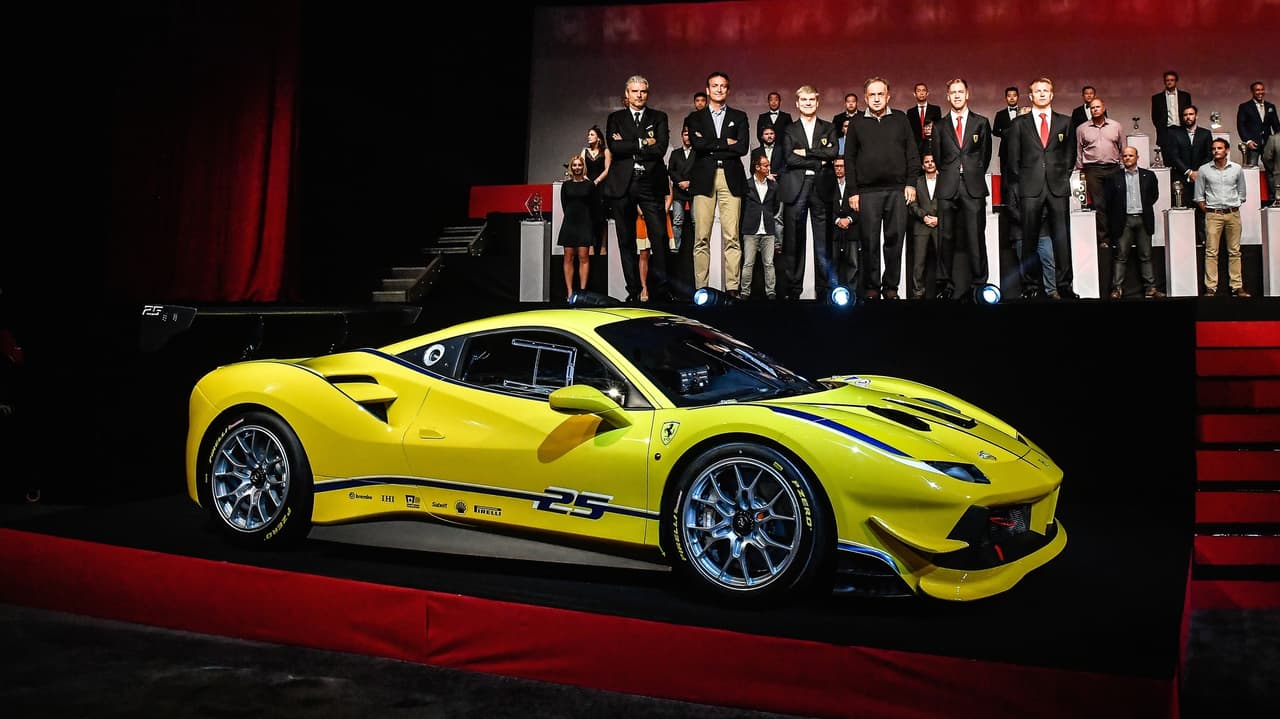 La Ferrari Challenge, el programa de competición para clientes de Ferrari, celebrará 25 años de vida el año próximo. Más de mil conductores han participado en tres continentes.