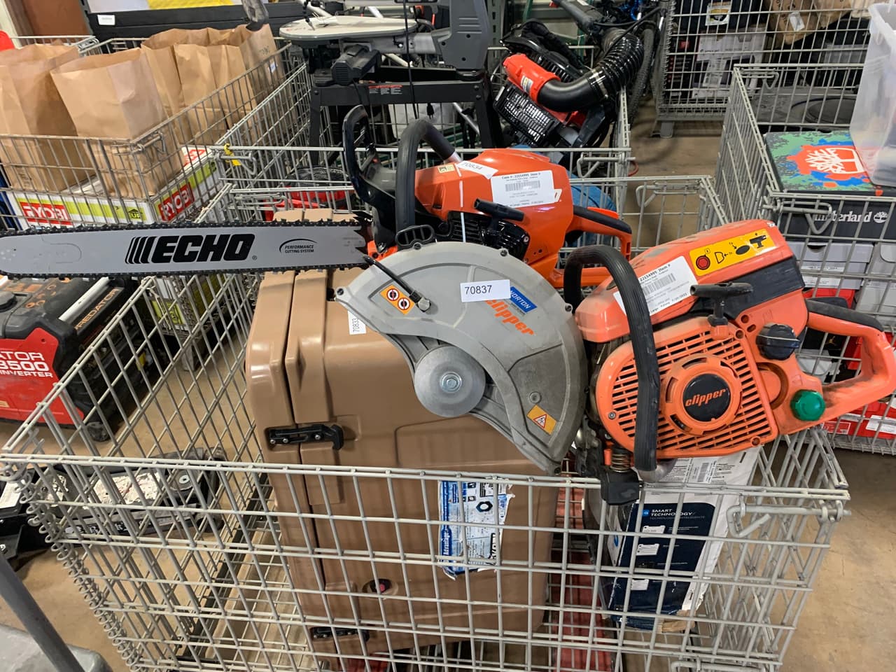 Objetos confiscados en operativos realizados por el Departamento de Policía de San Antonio serán subastados por la dependencia y estarán disponibles al público en general.