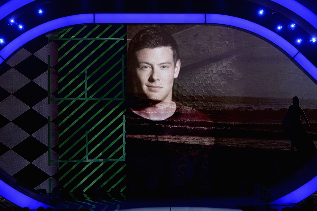 Homenaje a Cory Monteith en los Teen Choice Awards 2013
