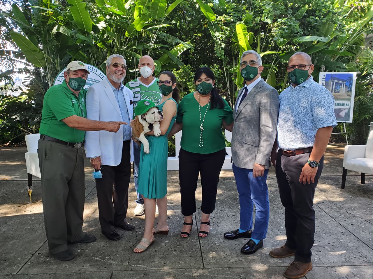 La mascota anterior falleció a los 12 años de un aparente paro cardiáco.