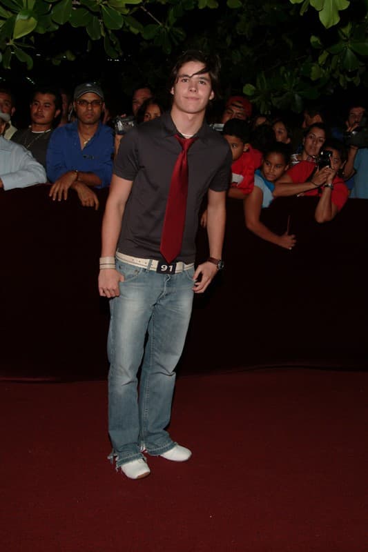 Eleazar Gómez tenía apenas 18 años cuando llegó a la alfombra de Premios Juventud.
