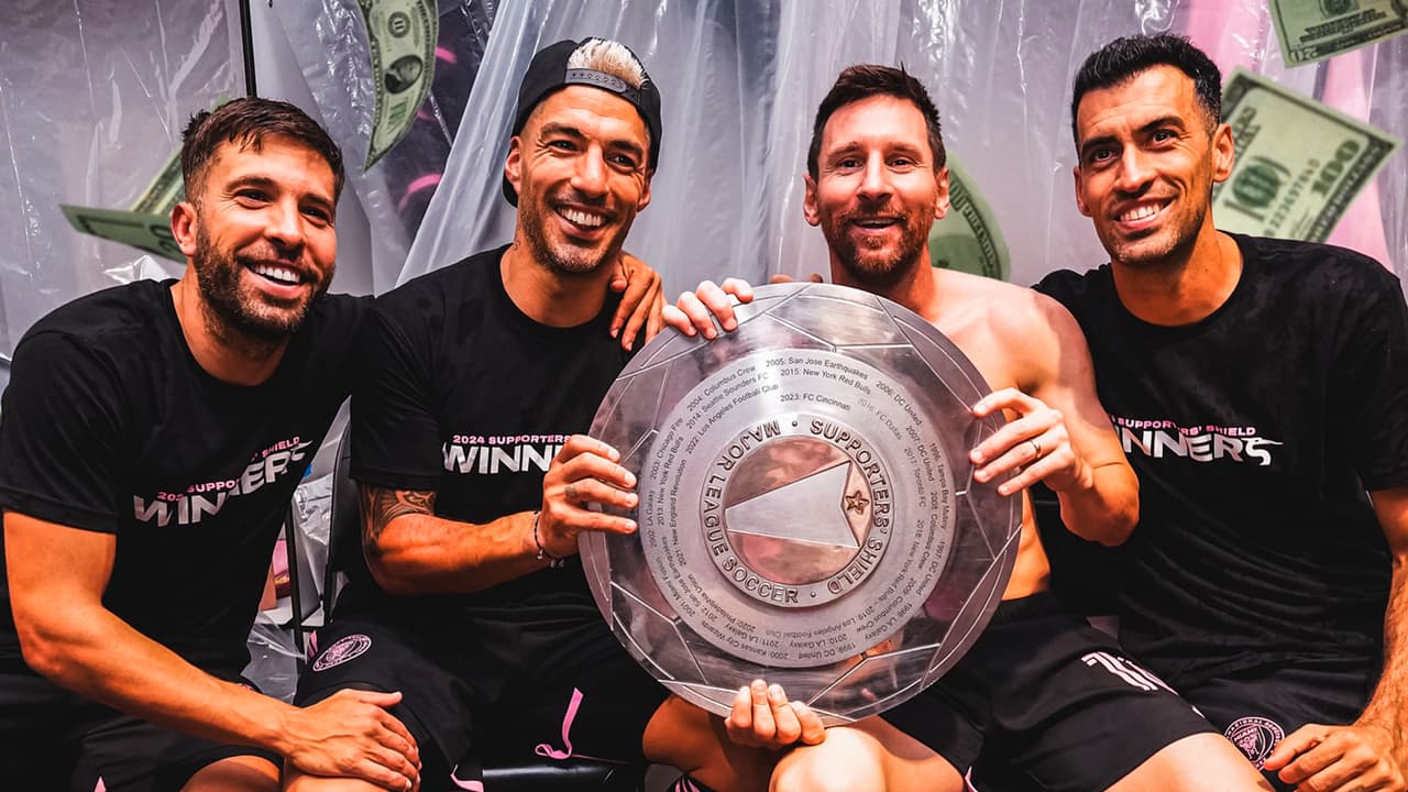 Barcelona aún le sigue dando dinero a Messi, Busquets y Jordi Alba