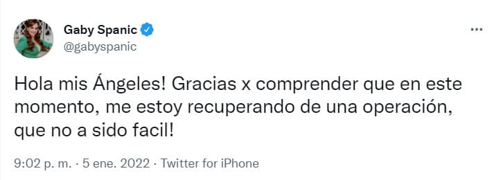 En el tuit agradeció la compresión de sus fanáticos y confesó que 
<b>no ha sido fácil la recuperación</b>.
<br>