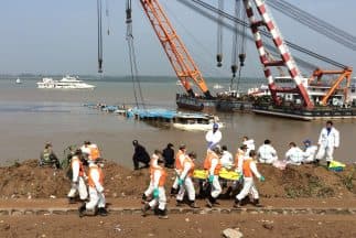 Los socorristas confirmaron la muerte de 331 pasajeros del crucero que se hundió a principios de semana en el río Yangtsé.