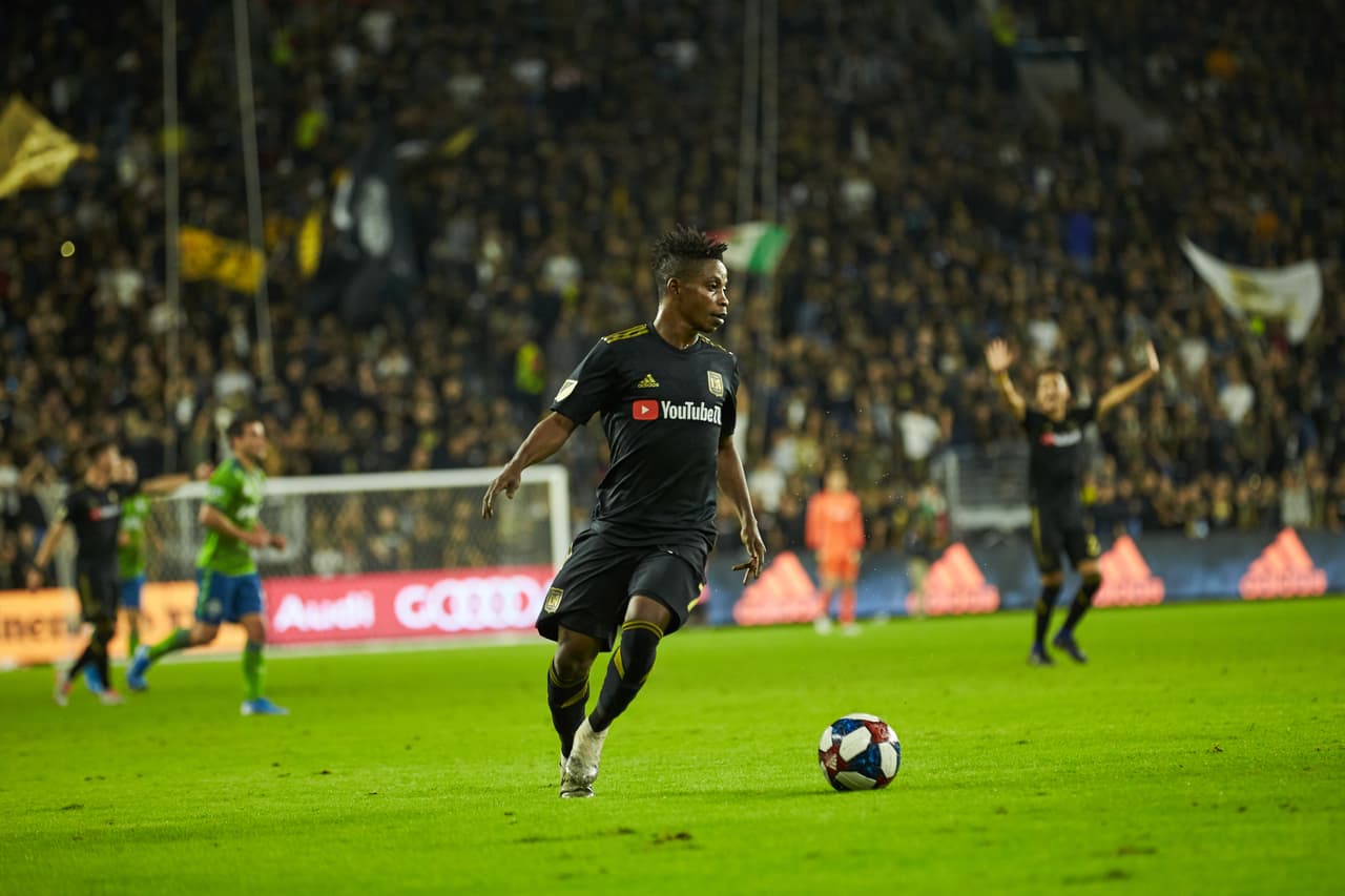 Edaurd Atuesta (17’) abrió el marcador para LAFC. Raúl Ruidíaz (22’, 64’) y Nicolás Lodeiro (26’) anotaron por los visitantes.