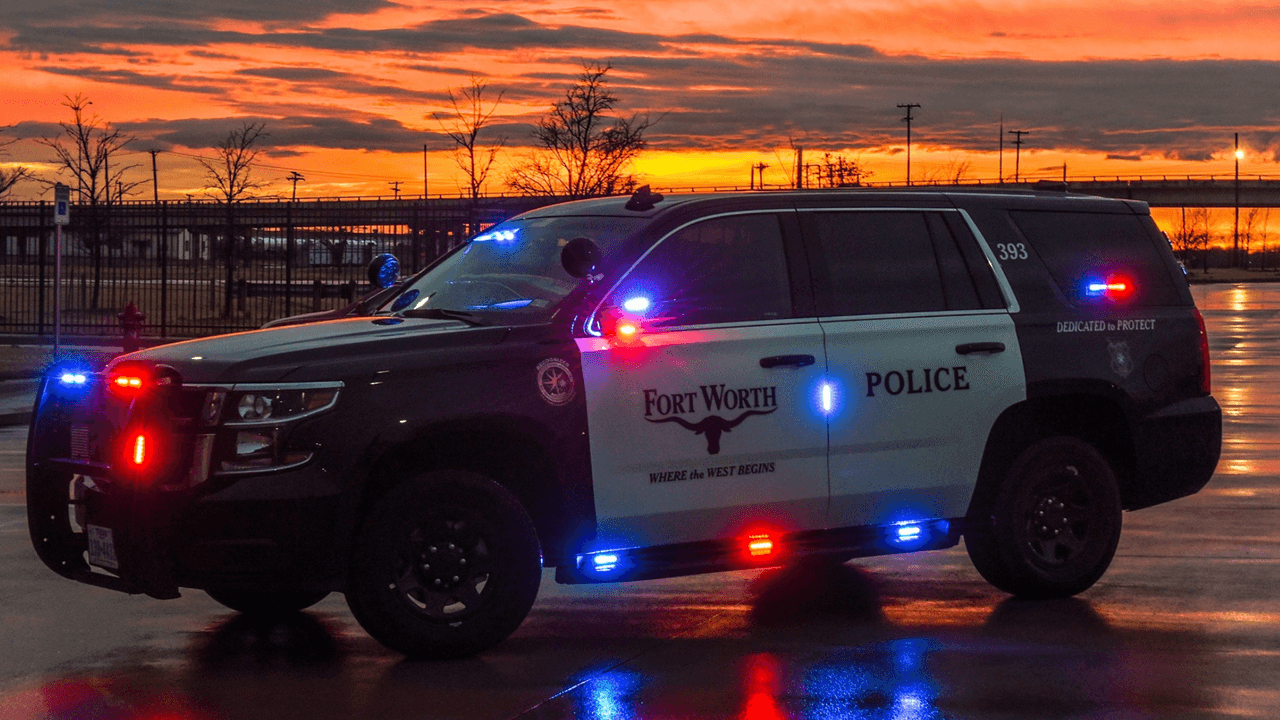 Tres menores y un adulto resultan heridos tras atropellamiento en Fort Worth